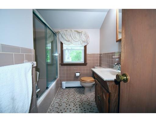 6 Winstead Road Weymouth, MA 02189 - Photo 11 of 14