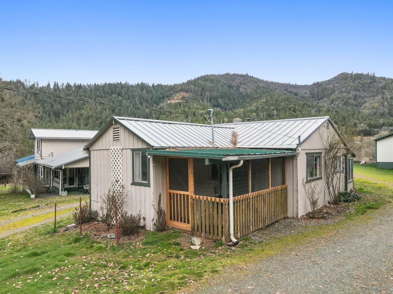 431 Murphy Gulch Road Rogue River, OR 97537 - Photo 23 of 35 dji_fly_20260221_083722_306_177163424671