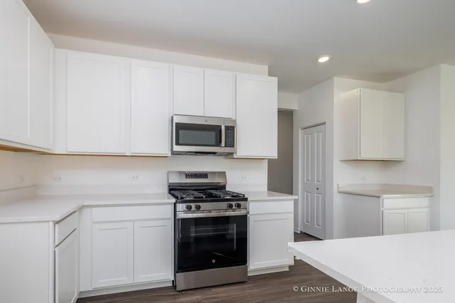 $2,800 | 5913 East 109th Place, Winfield, IN 46307