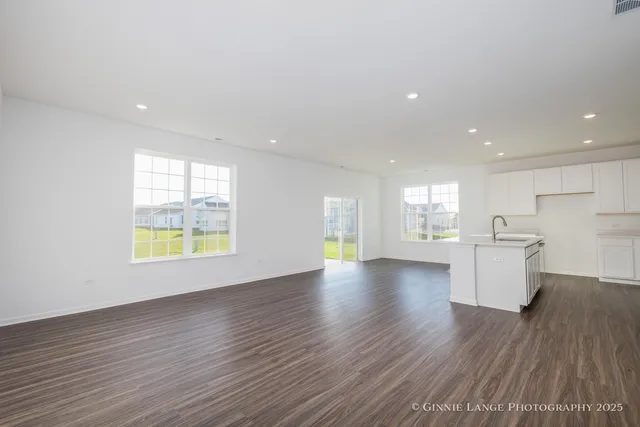 $2,800 | 5913 East 109th Place, Winfield, IN 46307