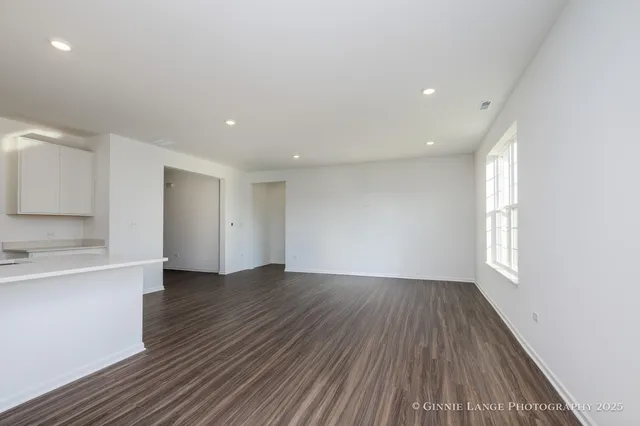 $2,800 | 5913 East 109th Place, Winfield, IN 46307