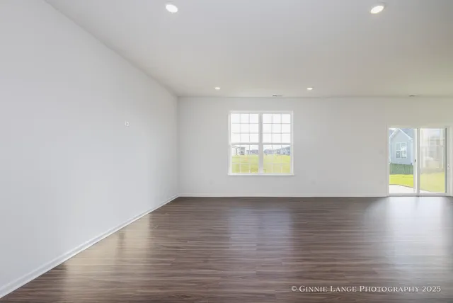 $2,800 | 5913 East 109th Place, Winfield, IN 46307