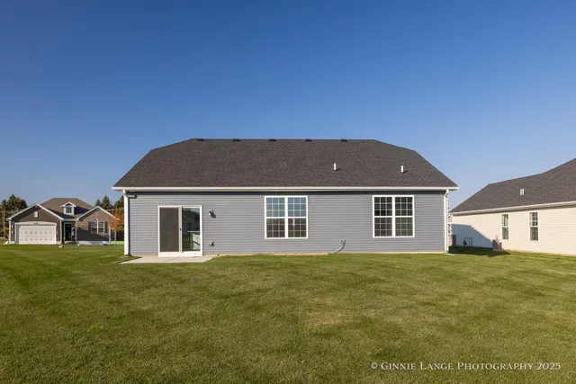 $2,800 | 5913 East 109th Place, Winfield, IN 46307