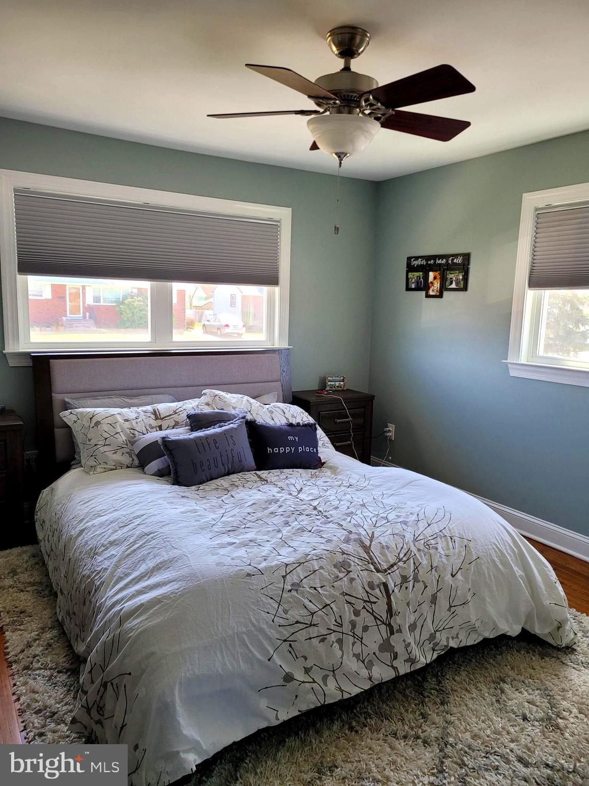 513 Monroe Street Riverside, NJ 08075 - Photo 14 of 28 Main Bedroom with Plenty of natural light.