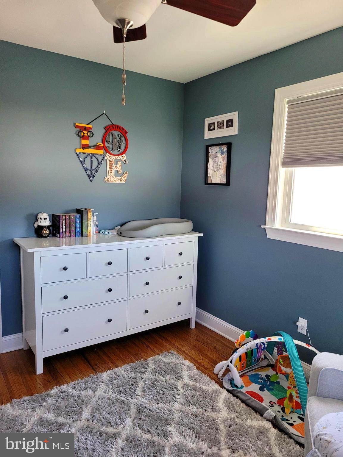 513 Monroe Street Riverside, NJ 08075 - Photo 17 of 28 Bedroom 2 with Hardwood Floors