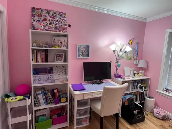 $3,950 | 152 Newton Street, Unit 6, Boston, MA 02135