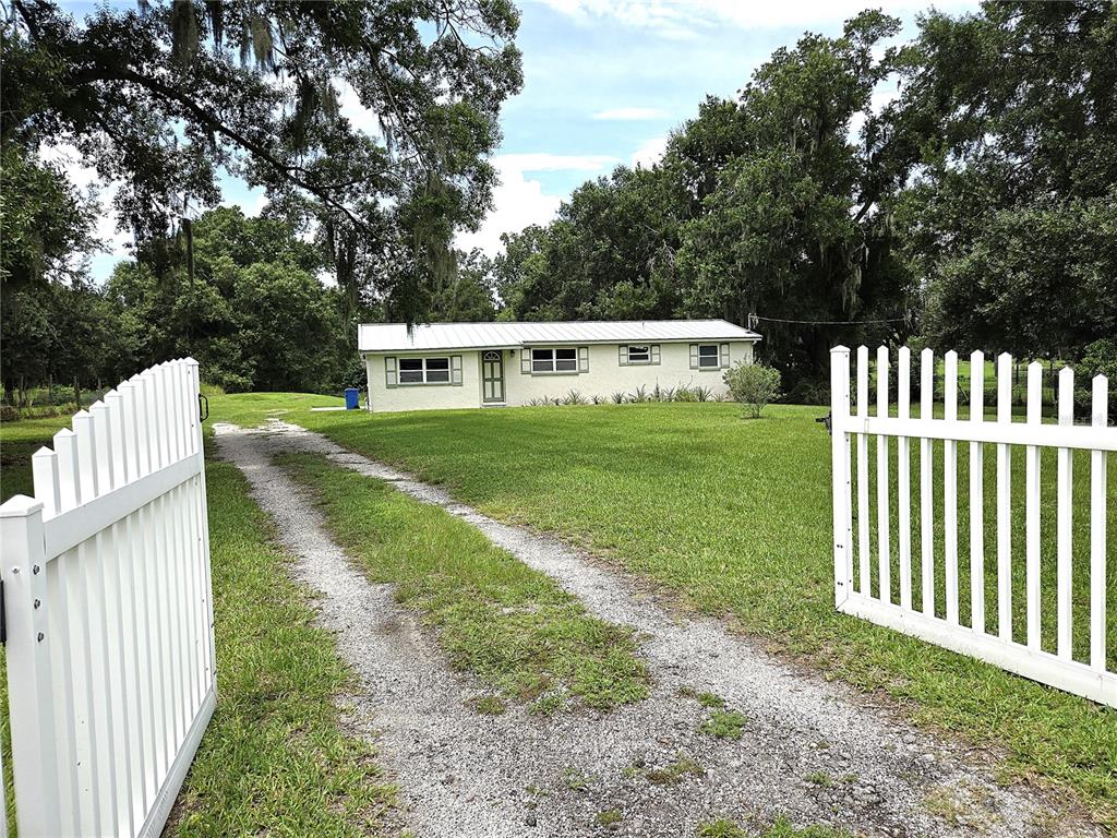 1214 Jerry Smith Road Dover, FL 33527 - Photo 3 of 50 Gallery Image 3