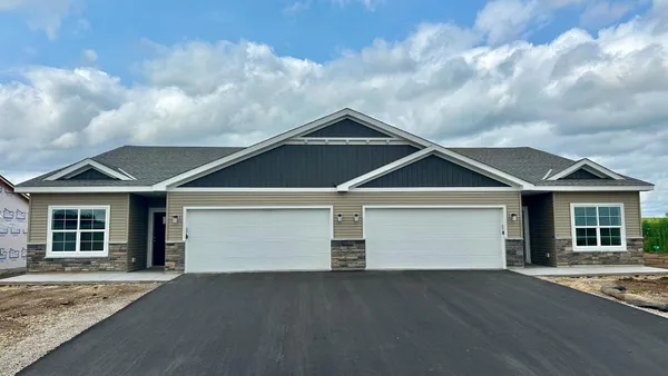 $364,900 | 1783 Squirrel Way, New Richmond, WI 54017