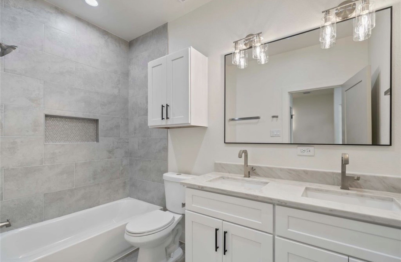 7977 Angus Houston, TX 77028 - Photo 4 of 13