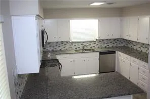 $2,400 | 2410 Royal Acres Drive, Denton, TX 76209