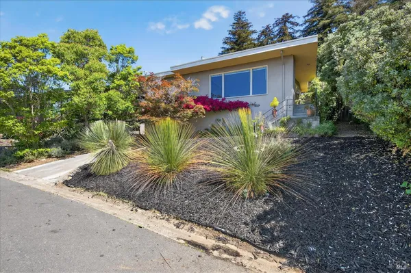 $599,000 | 118 El Verano, Vallejo, CA 94590