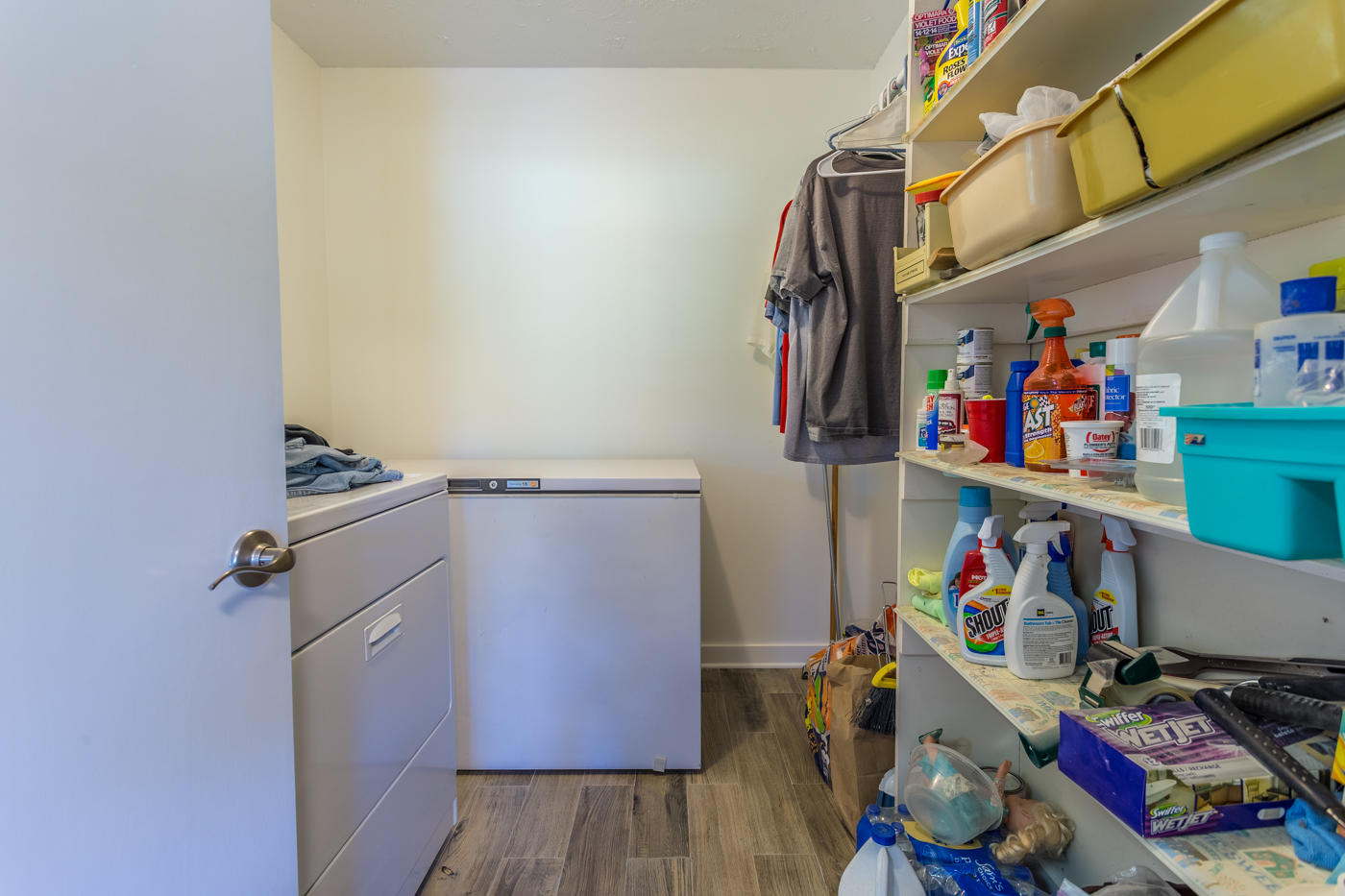 568 4 Mile Road Freeport, FL 32439 - Photo 24 of 54 Laundry Room