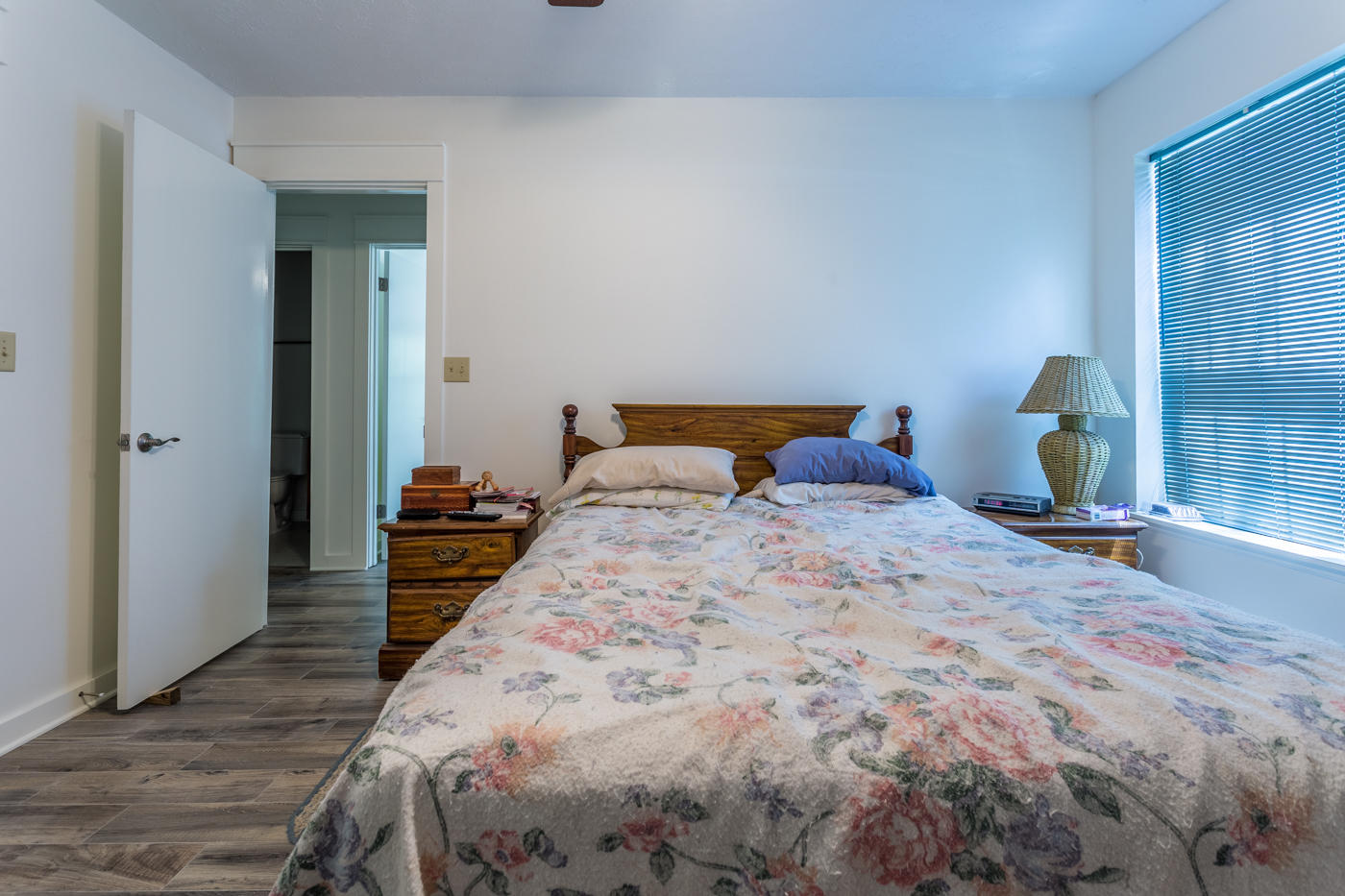 568 4 Mile Road Freeport, FL 32439 - Photo 30 of 54 Master Bedroom