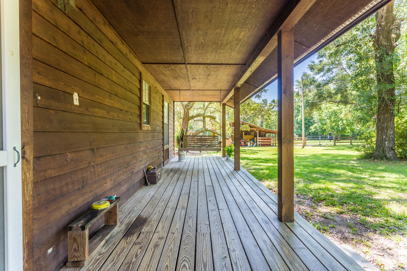 568 4 Mile Road Freeport, FL 32439 - Photo 4 of 54 Front Porch