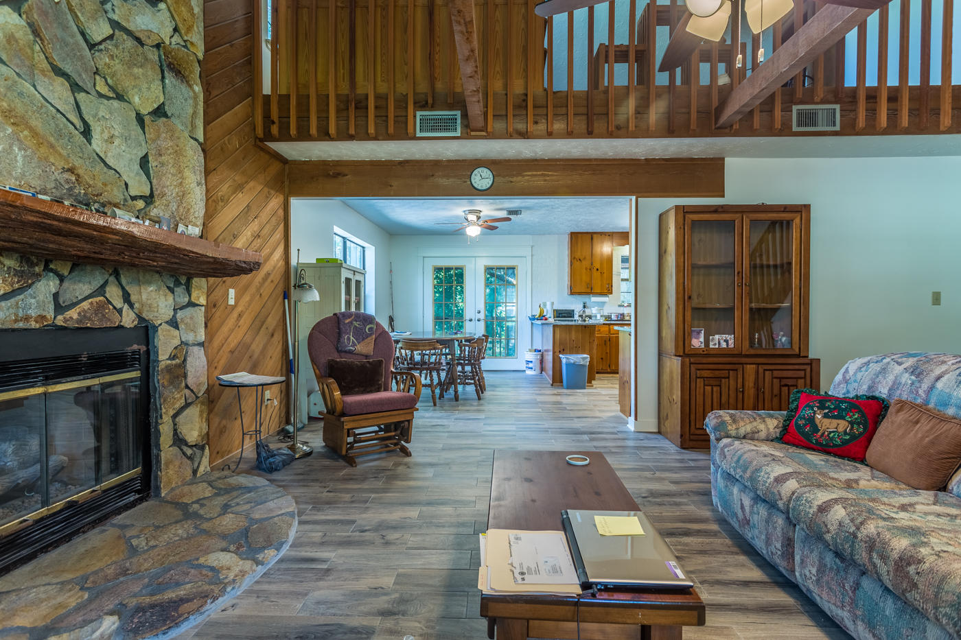 568 4 Mile Road Freeport, FL 32439 - Photo 10 of 54 Living Area