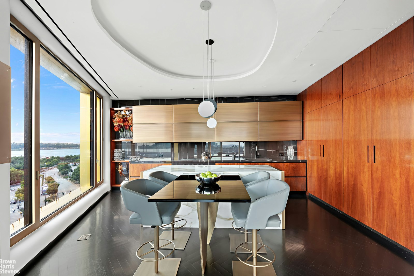 551 West 21st Street, Unit 7B Manhattan, NY 10011 - Photo 25 of 45