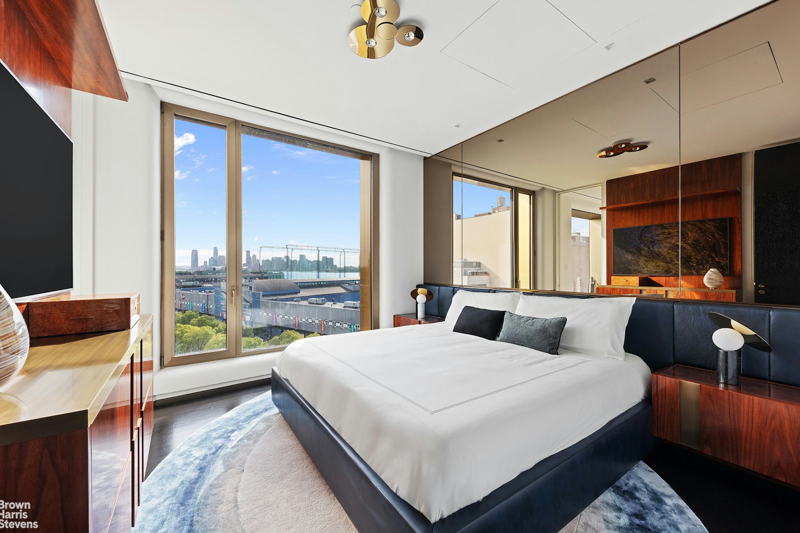 551 West 21st Street, Unit 7B Manhattan, NY 10011 - Photo 27 of 45