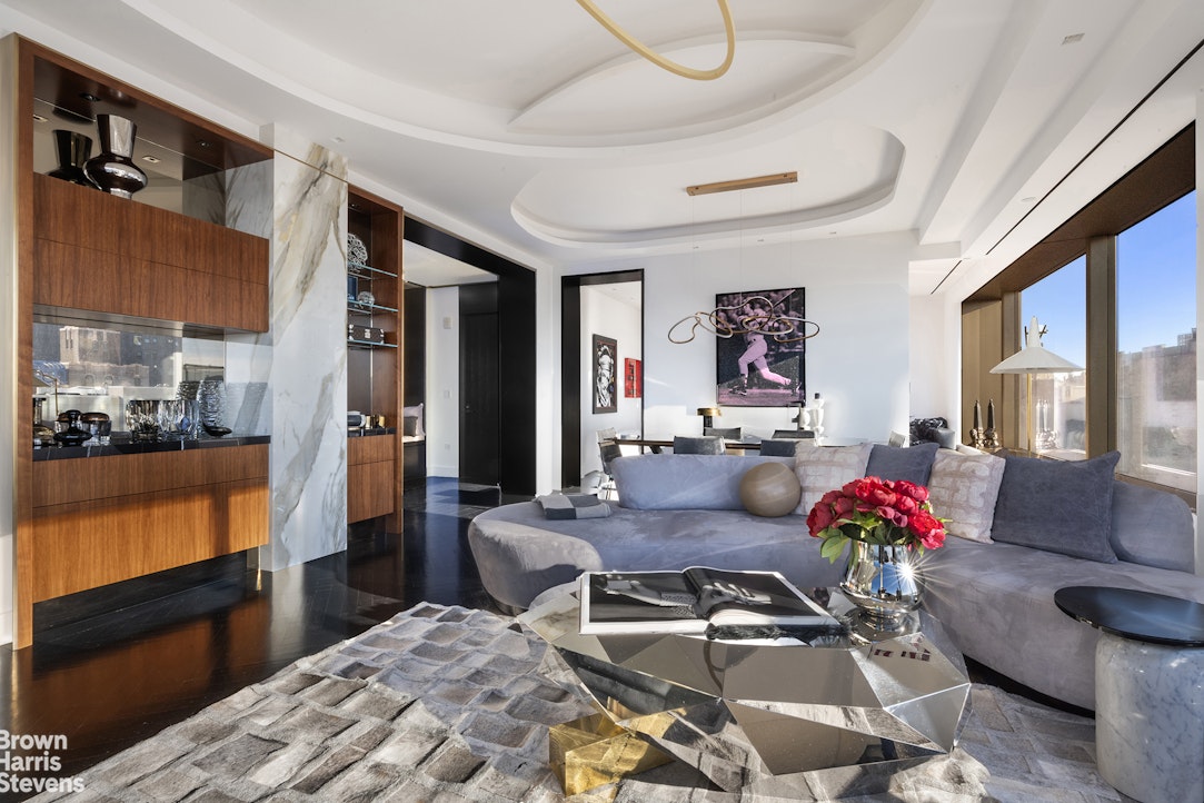 551 West 21st Street, Unit 7B Manhattan, NY 10011 - Photo 6 of 45