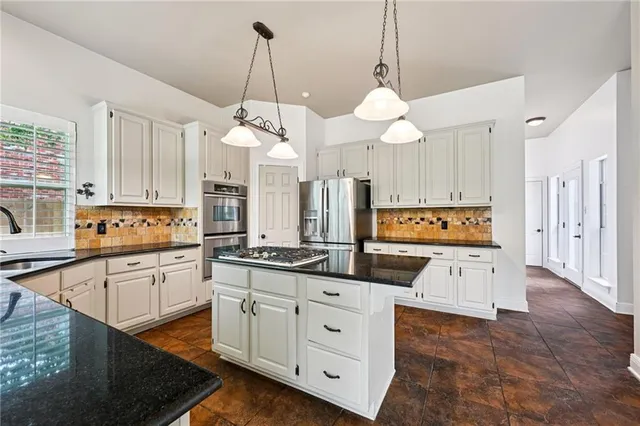 $610,000 | 511 River Oaks Drive, Covington, LA 70433