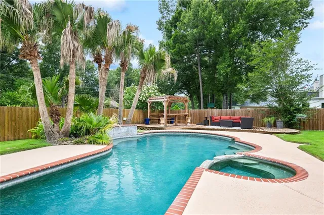 $610,000 | 511 River Oaks Drive, Covington, LA 70433