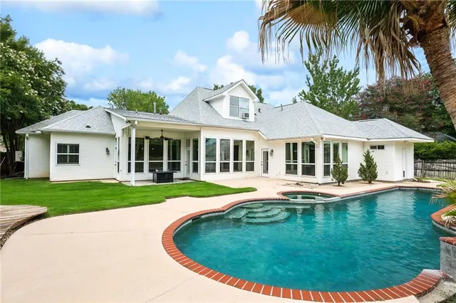 $610,000 | 511 River Oaks Drive, Covington, LA 70433