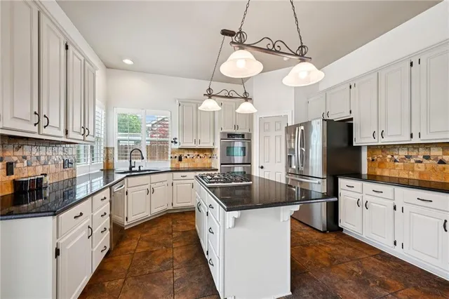 $610,000 | 511 River Oaks Drive, Covington, LA 70433