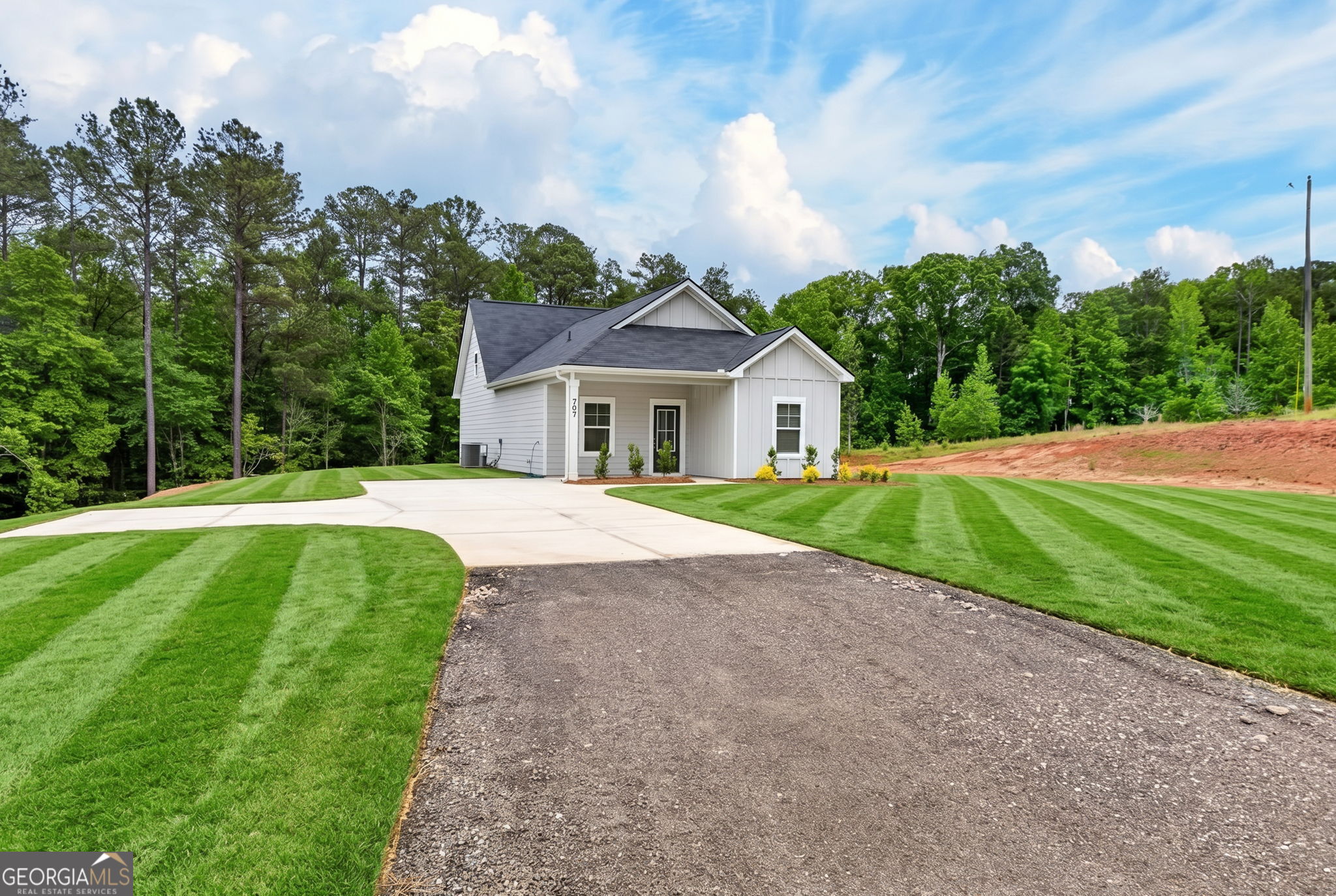 207 Riverview Road Franklin, GA 30217 - Photo 2 of 38