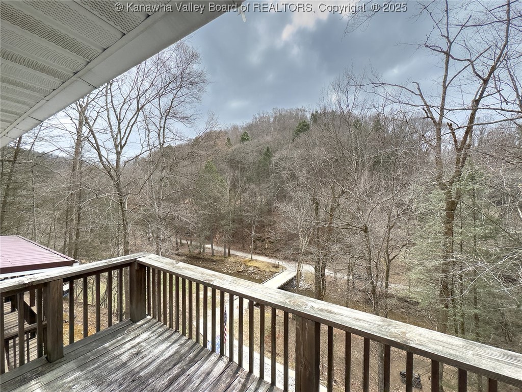 254 Wicket Road Clendenin, WV 25045 - Photo 11 of 37 Gallery Image 11
