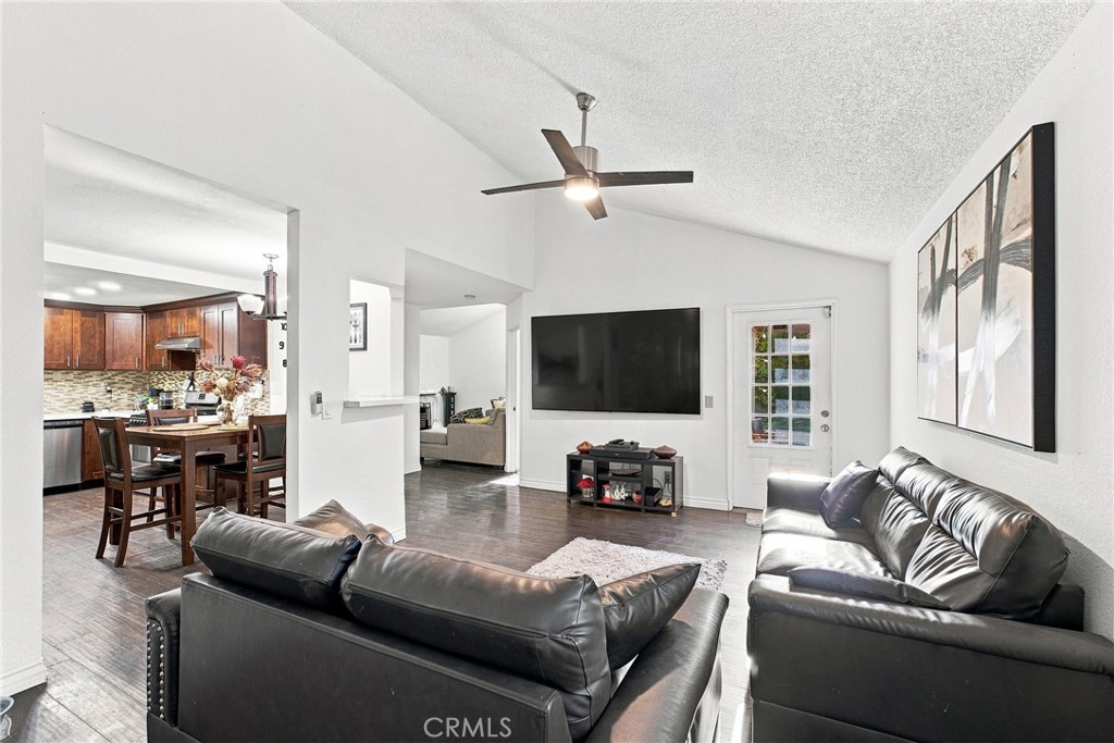874 South Lamarr Street Rialto, CA 92376 - Photo 3 of 35 Gallery Image 3