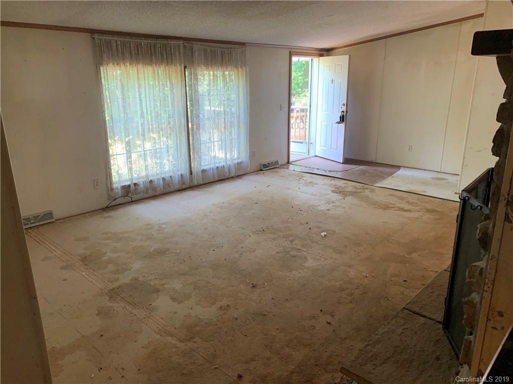 62 Smith Lake Road Leicester, NC 28748 - Photo 12 of 21 Gallery Image 12