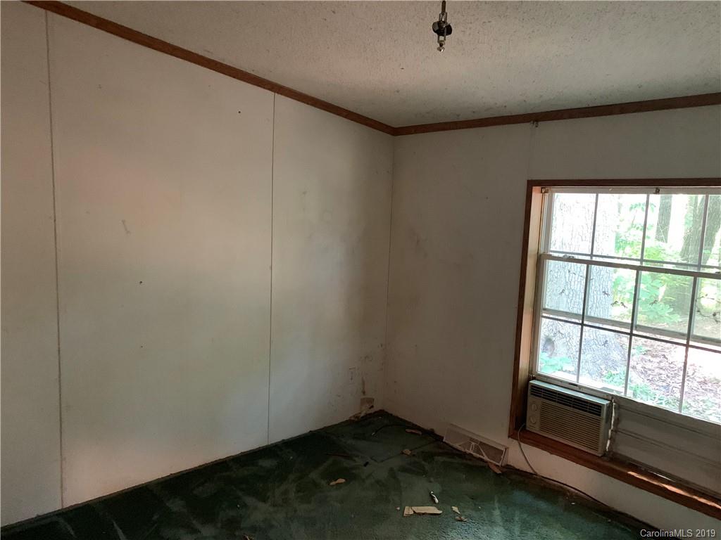 62 Smith Lake Road Leicester, NC 28748 - Photo 18 of 21 Gallery Image 18