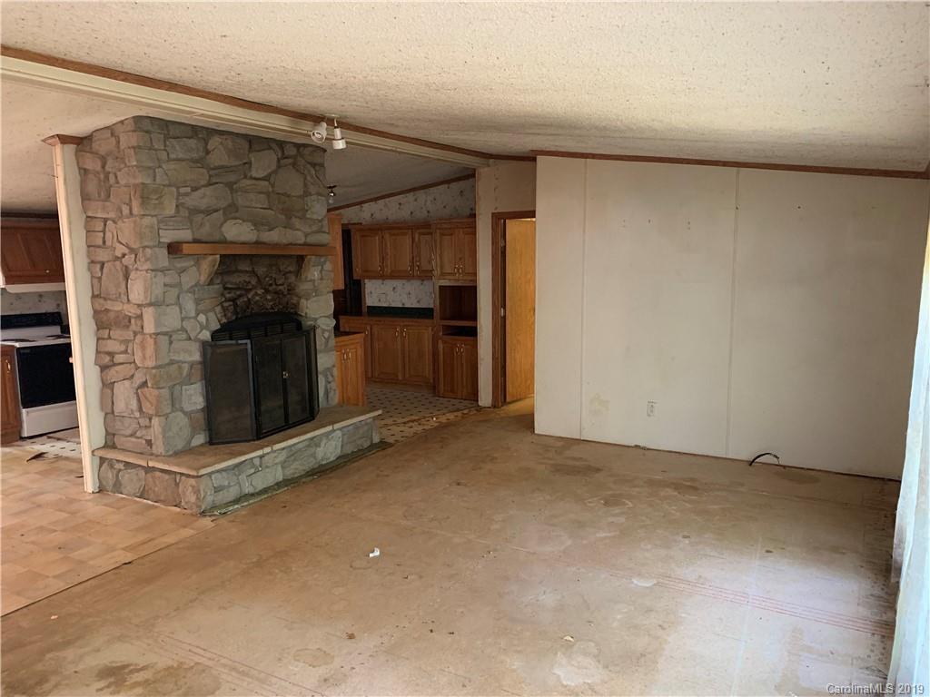 62 Smith Lake Road Leicester, NC 28748 - Photo 8 of 21 Gallery Image 8