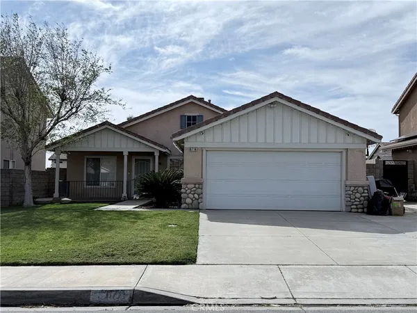 $3,300 | 6716 Earhart Avenue, Fontana, CA 92336