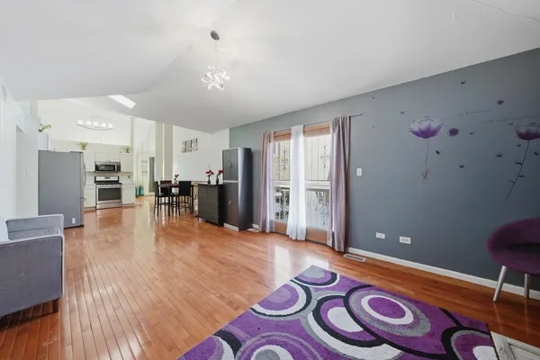 $331,999 | 322 Central Avenue, Matteson, IL 60443