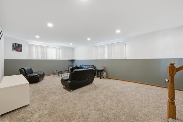 $331,999 | 322 Central Avenue, Matteson, IL 60443