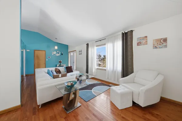 $331,999 | 322 Central Avenue, Matteson, IL 60443