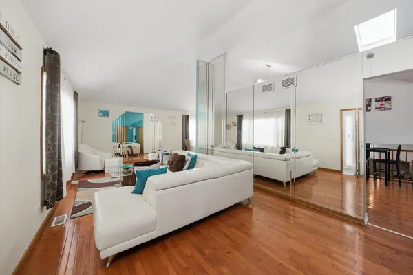 $331,999 | 322 Central Avenue, Matteson, IL 60443