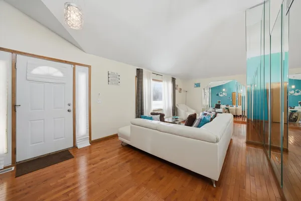 $331,999 | 322 Central Avenue, Matteson, IL 60443