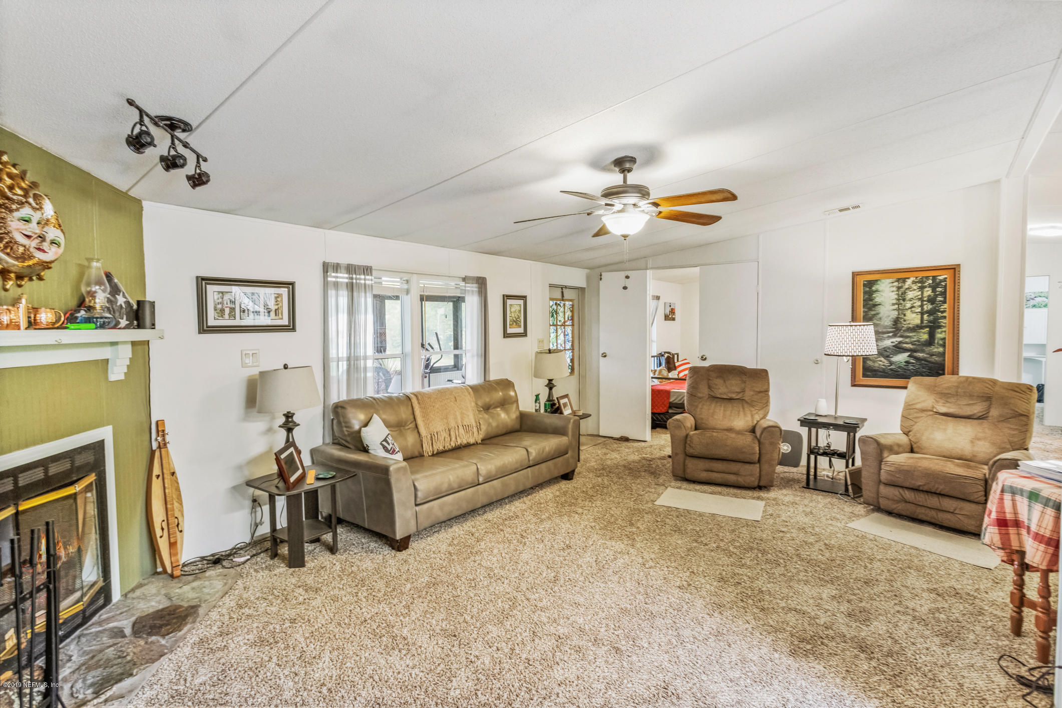 15801 Dusty Road Jacksonville, FL 32234 - Photo 16 of 69 Living Room