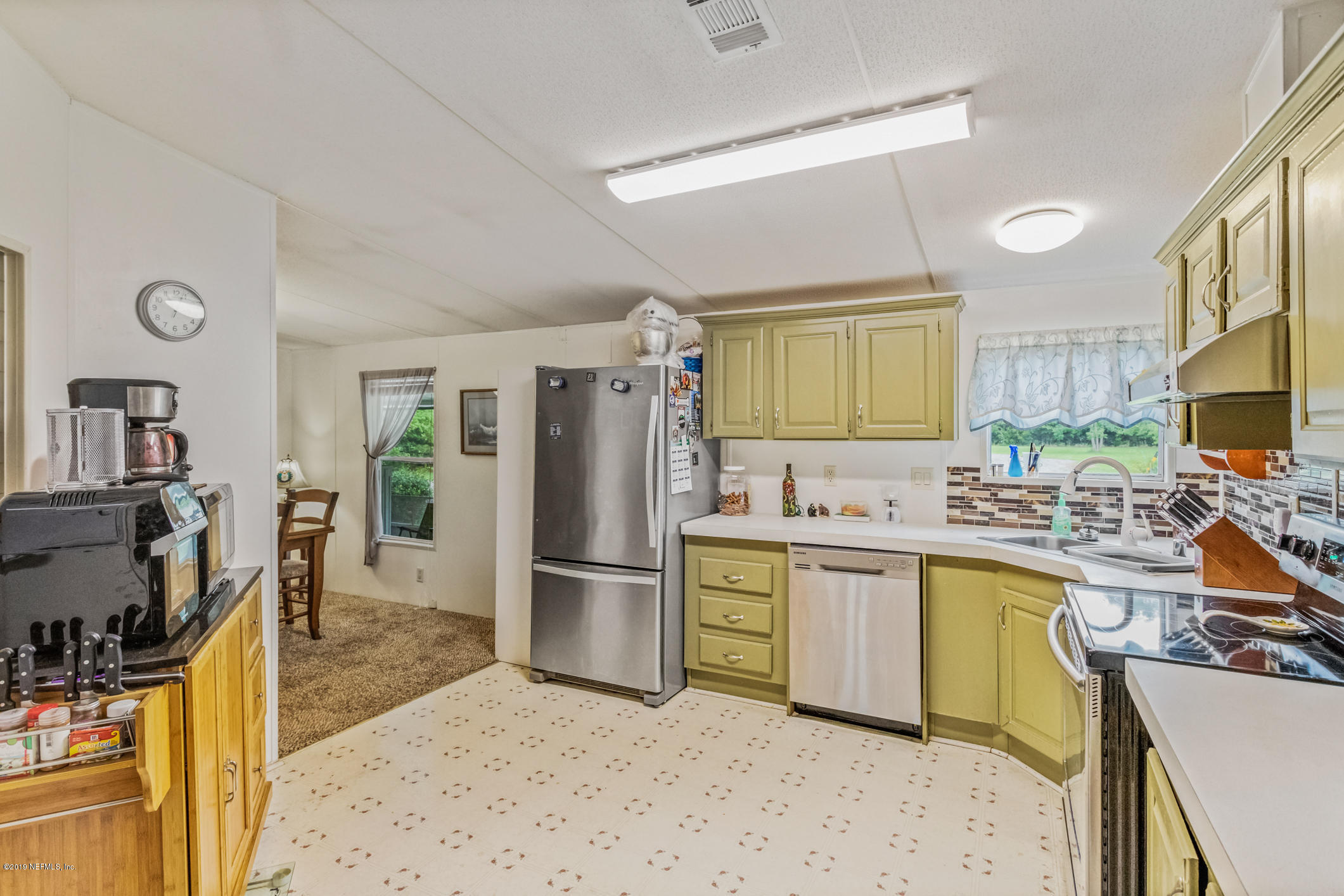 15801 Dusty Road Jacksonville, FL 32234 - Photo 19 of 69 Spacious Kitchen
