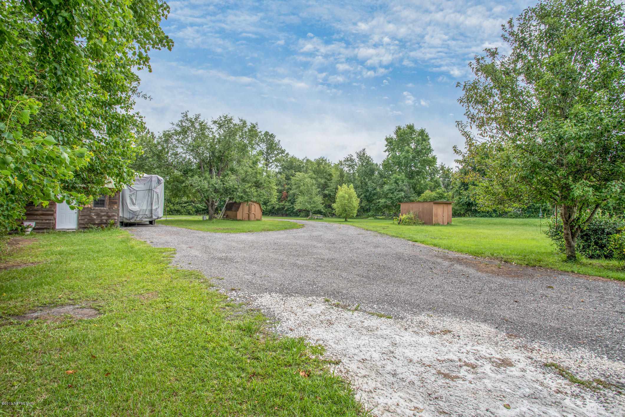 15801 Dusty Road Jacksonville, FL 32234 - Photo 41 of 69 Driveway