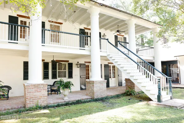 $1,590,000 | 657 Zetus Road Northeast, Brookhaven, MS 39601