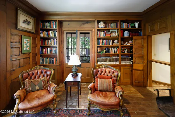 $1,590,000 | 657 Zetus Road Northeast, Brookhaven, MS 39601