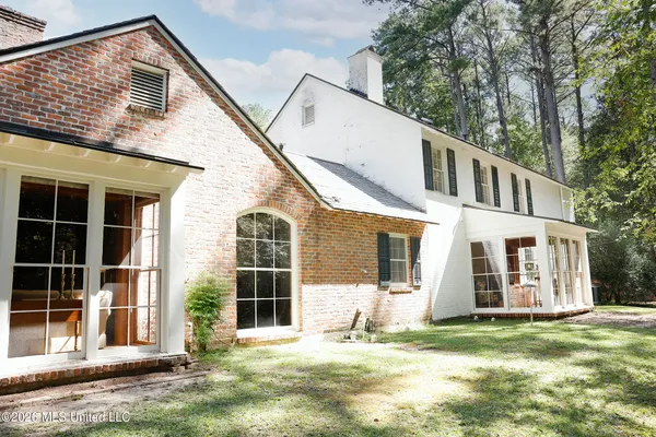 $1,590,000 | 657 Zetus Road Northeast, Brookhaven, MS 39601