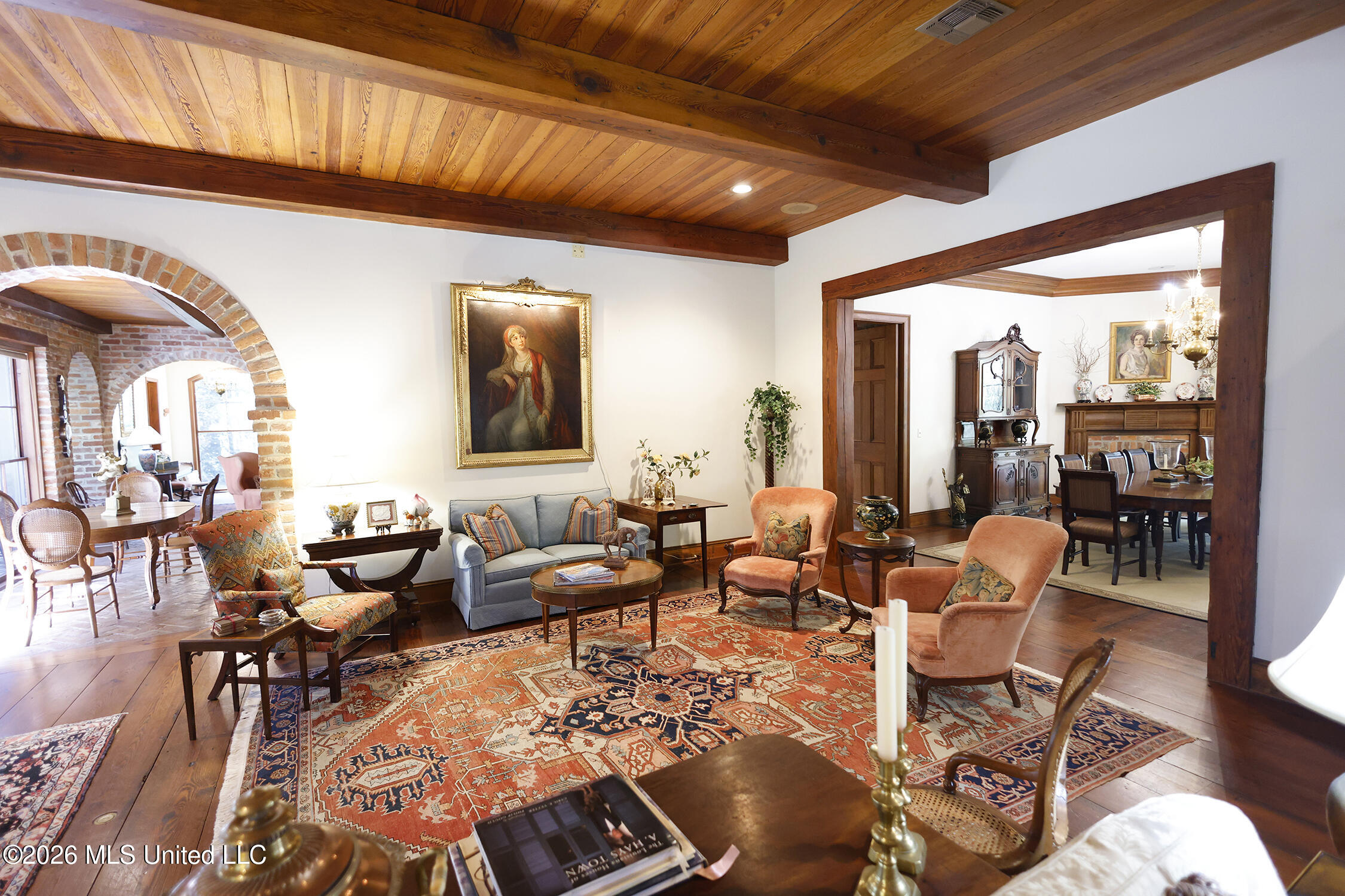 657 Zetus Road Northeast Brookhaven, MS 39601 - Photo 52 of 80 657 Living and dining and breakfast