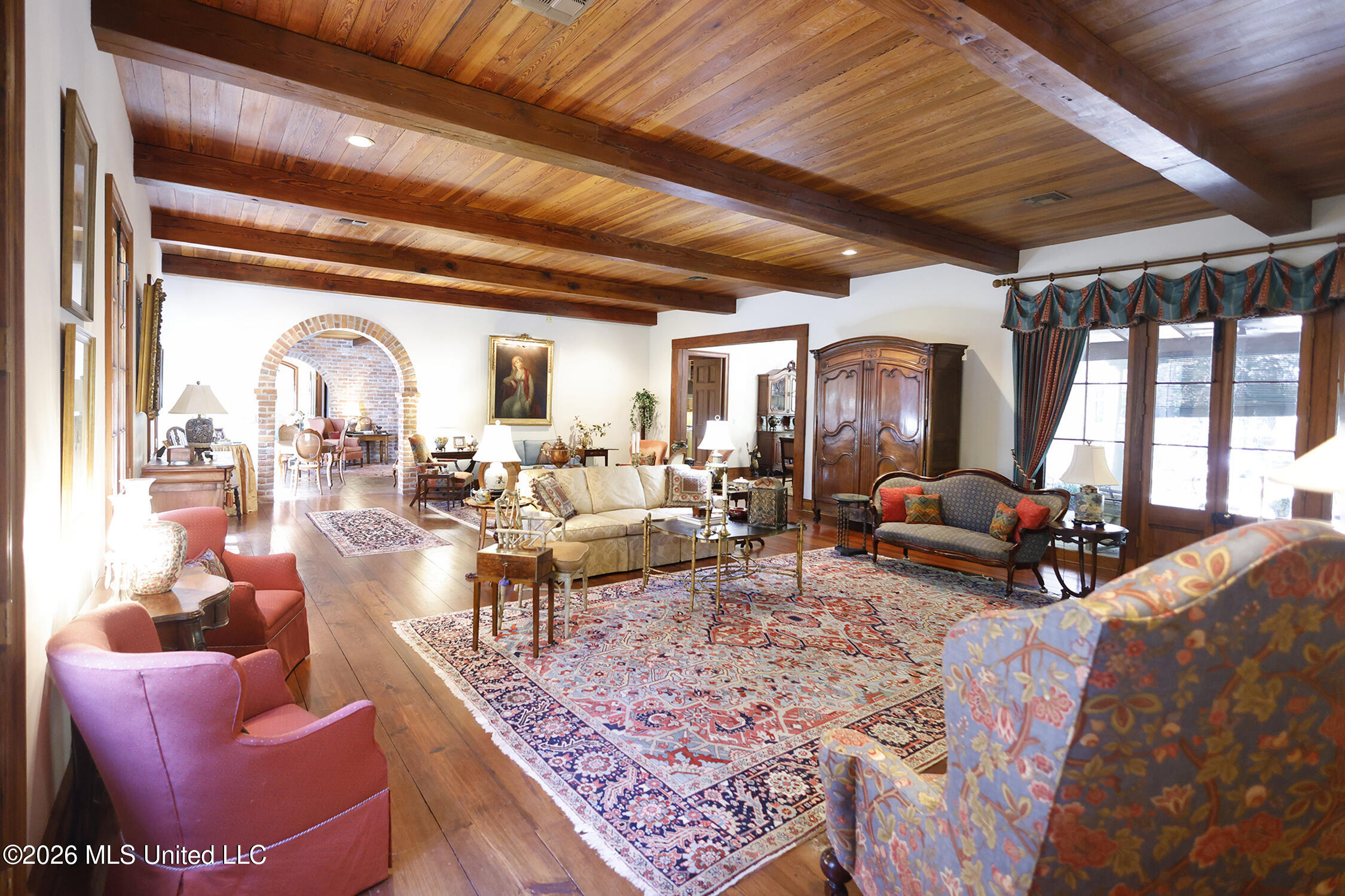 657 Zetus Road Northeast Brookhaven, MS 39601 - Photo 55 of 80 657 Living Room