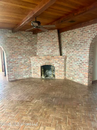 $1,590,000 | 657 Zetus Road Northeast, Brookhaven, MS 39601