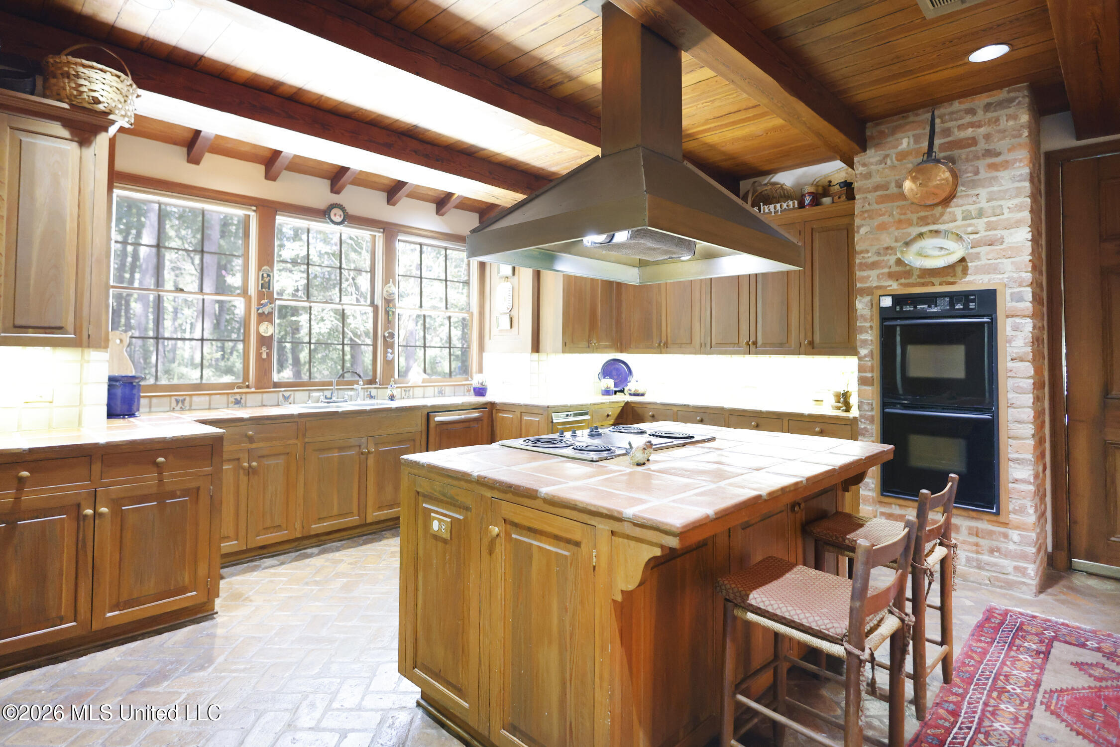 657 Zetus Road Northeast Brookhaven, MS 39601 - Photo 8 of 80 657 kitchen 2