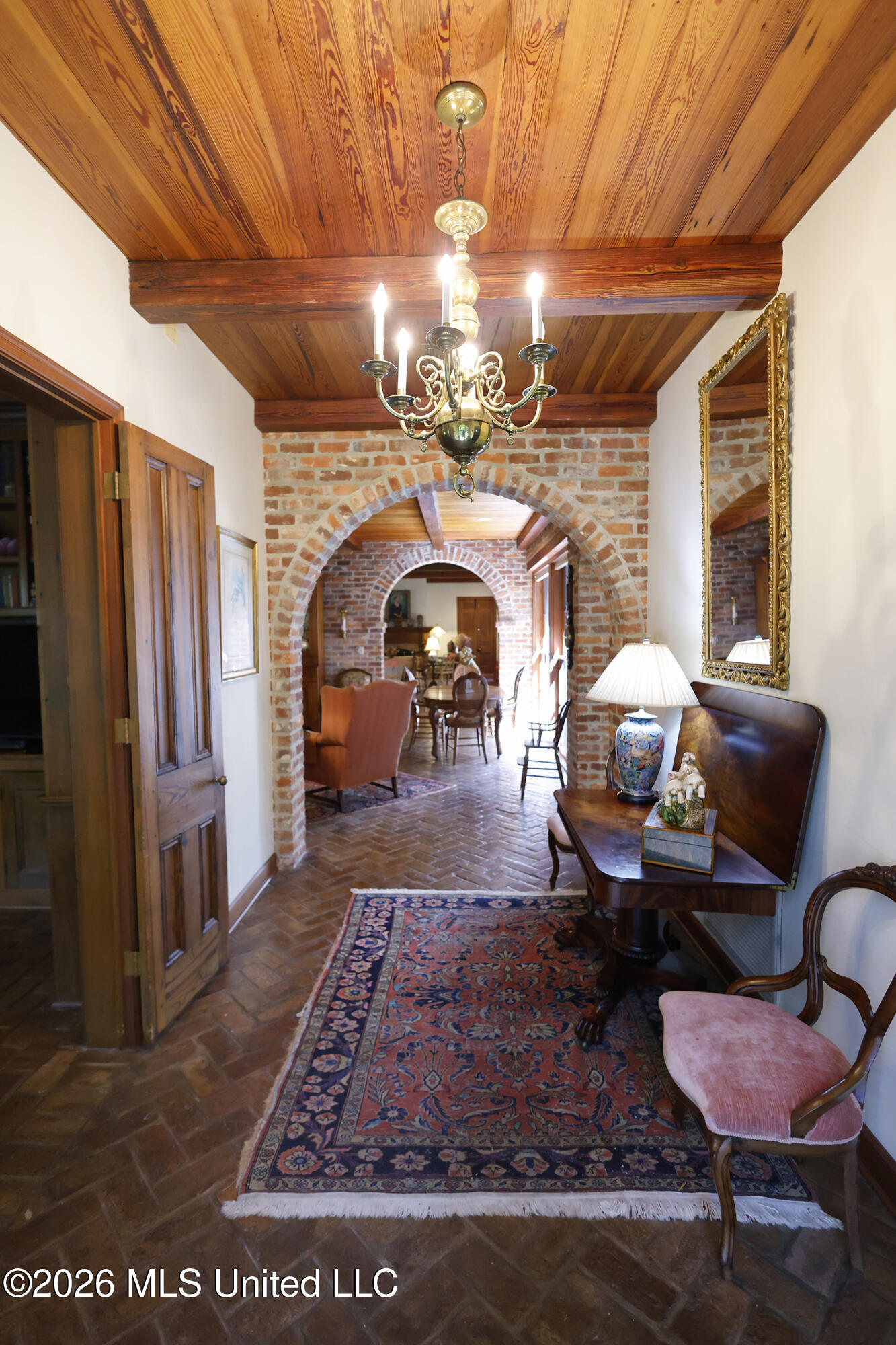657 Zetus Road Northeast Brookhaven, MS 39601 - Photo 10 of 80 657 hall looking to living room