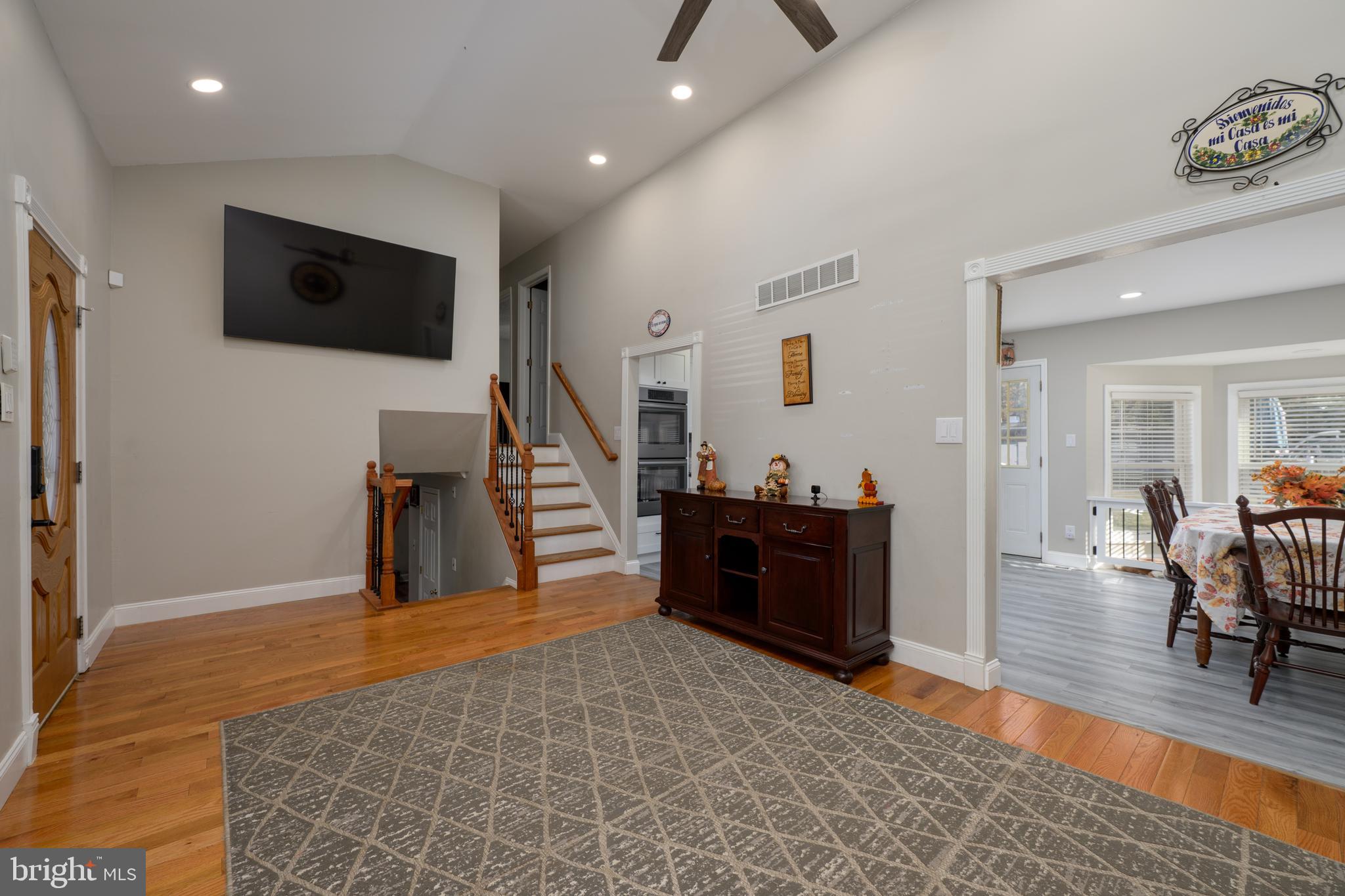 28 Mary Ellen Lane Sicklerville, NJ 08081 - Photo 8 of 46 a living room with furniture and a flat screen tv